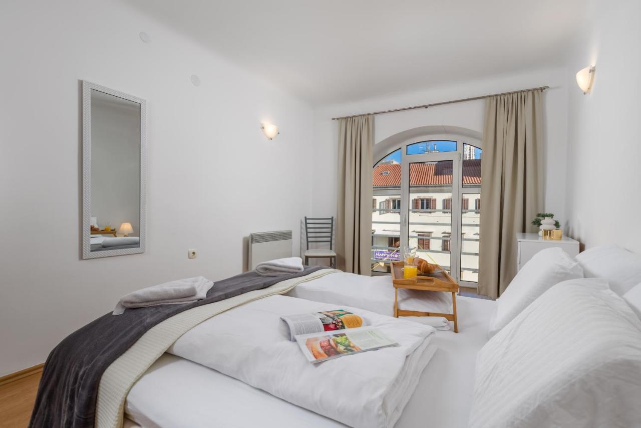 Main View Apartment Rijeka Ngoại thất bức ảnh