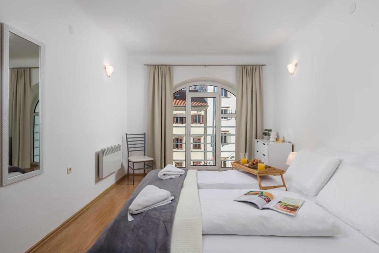 Main View Apartment Rijeka Ngoại thất bức ảnh