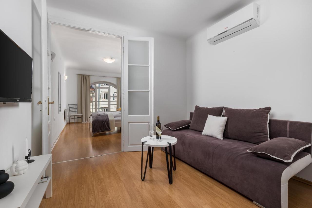 Main View Apartment Rijeka Ngoại thất bức ảnh